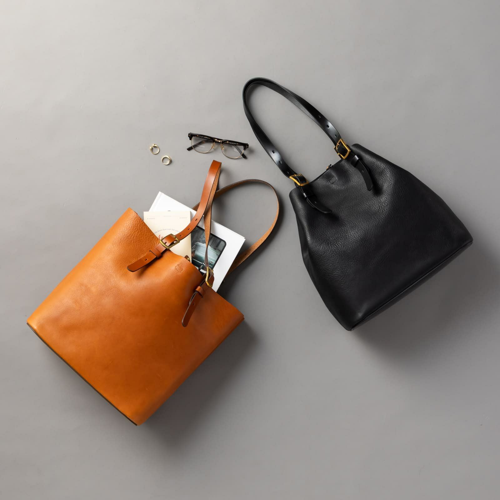 BUCKLE TOTE L トートバッグ BONO | Multiverse マルチバース