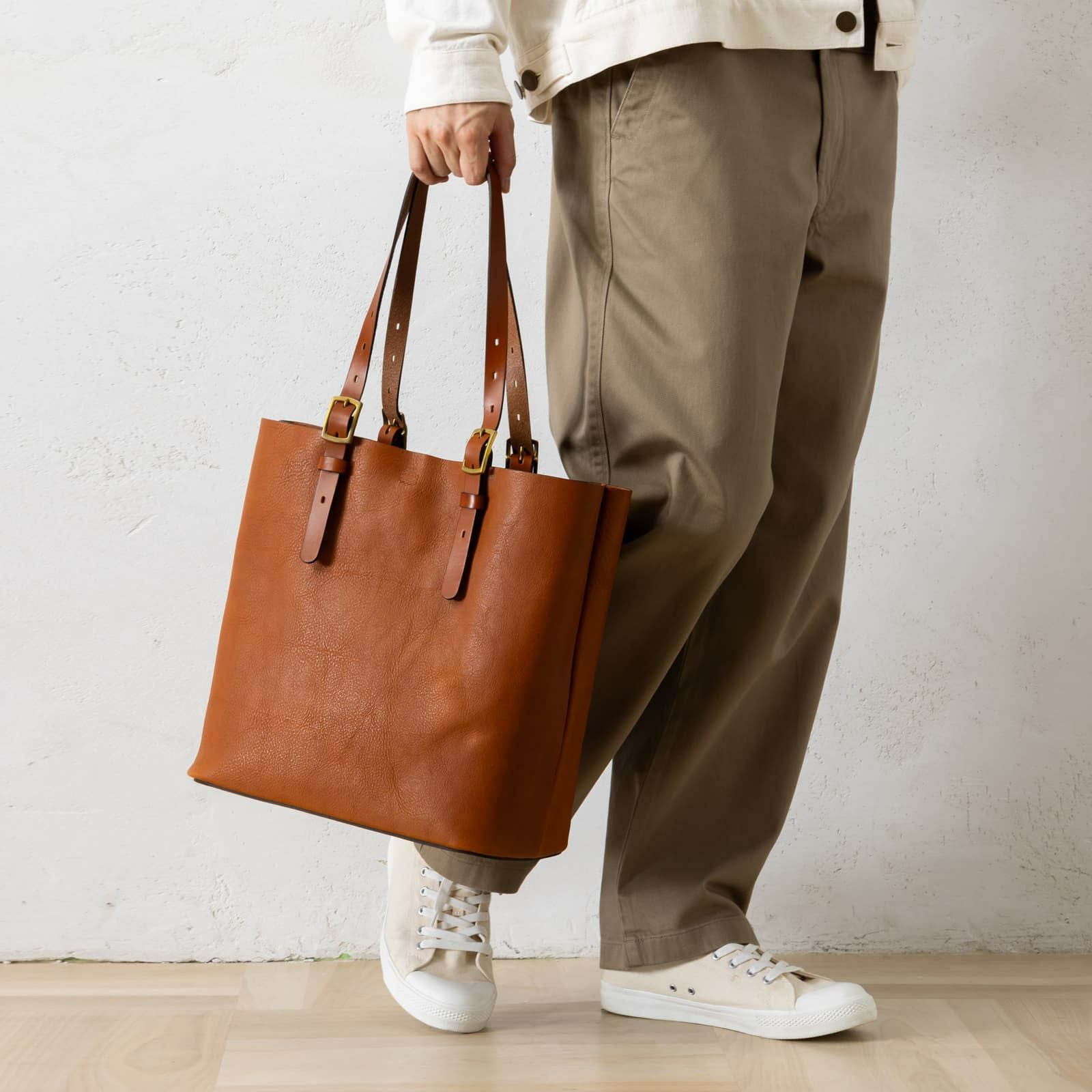 BUCKLE TOTE L トートバッグ BONO | Multiverse マルチバース