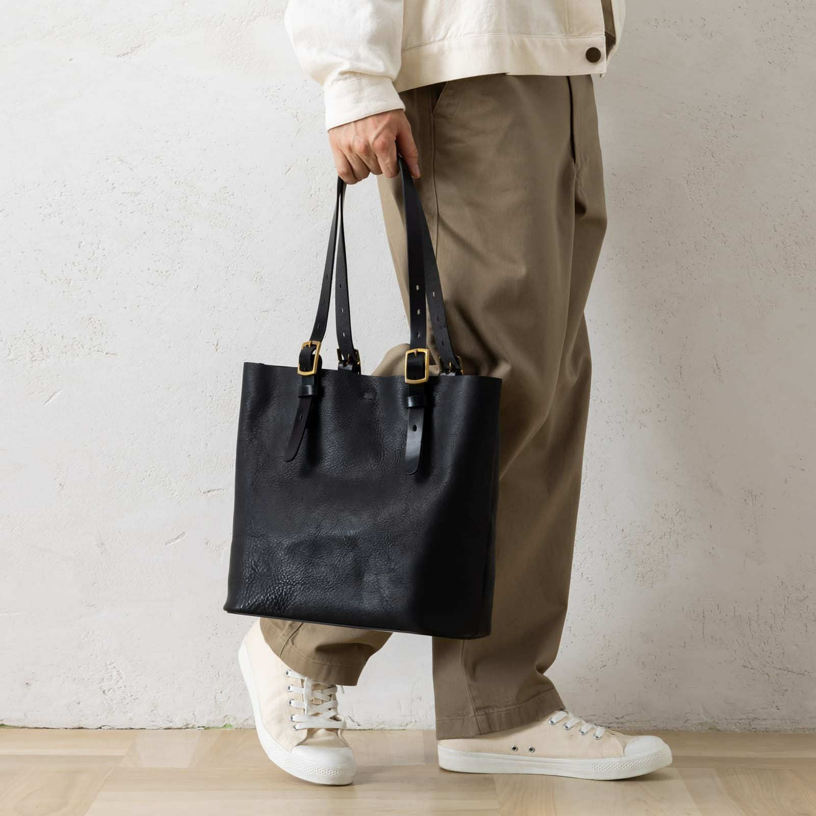 BUCKLE TOTE S トートバッグ BONO | Multiverse マルチバース