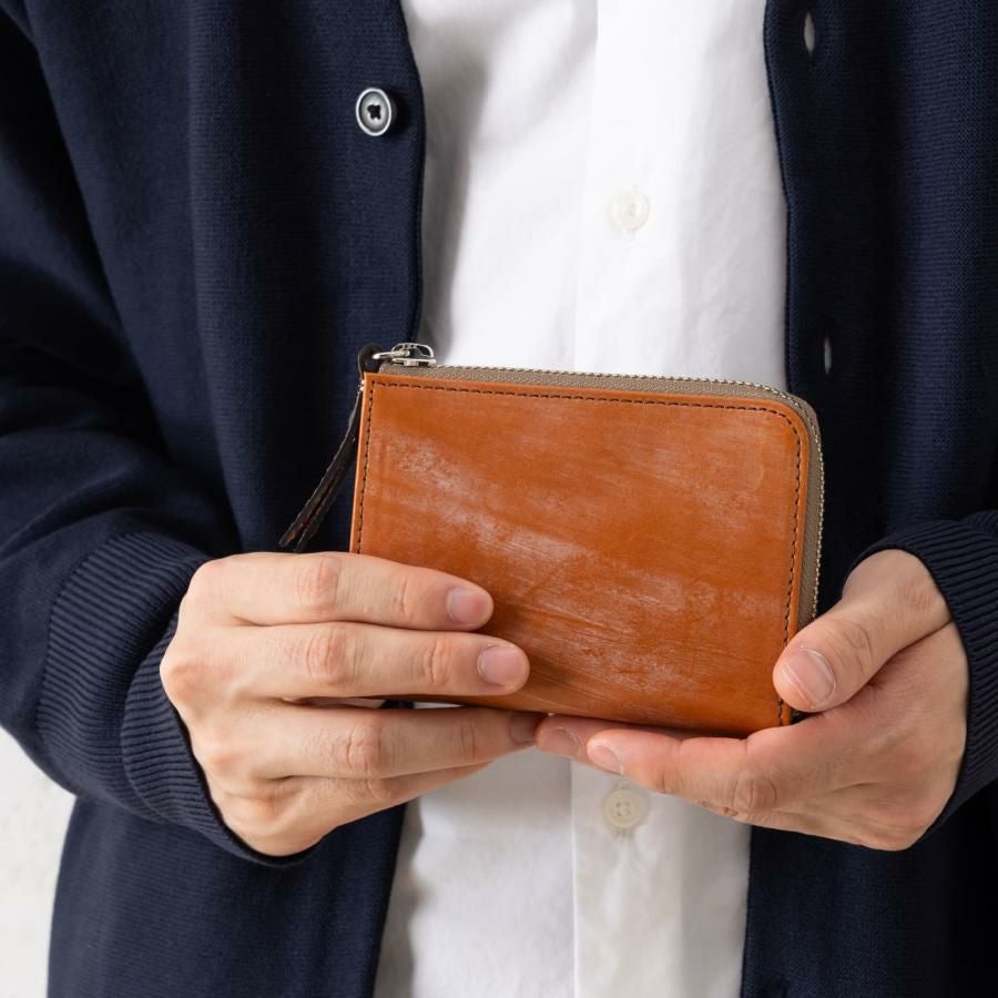 LZIP MIDDLE WALLET 二つ折り財布 BRIDLE | Multiverse マルチバース
