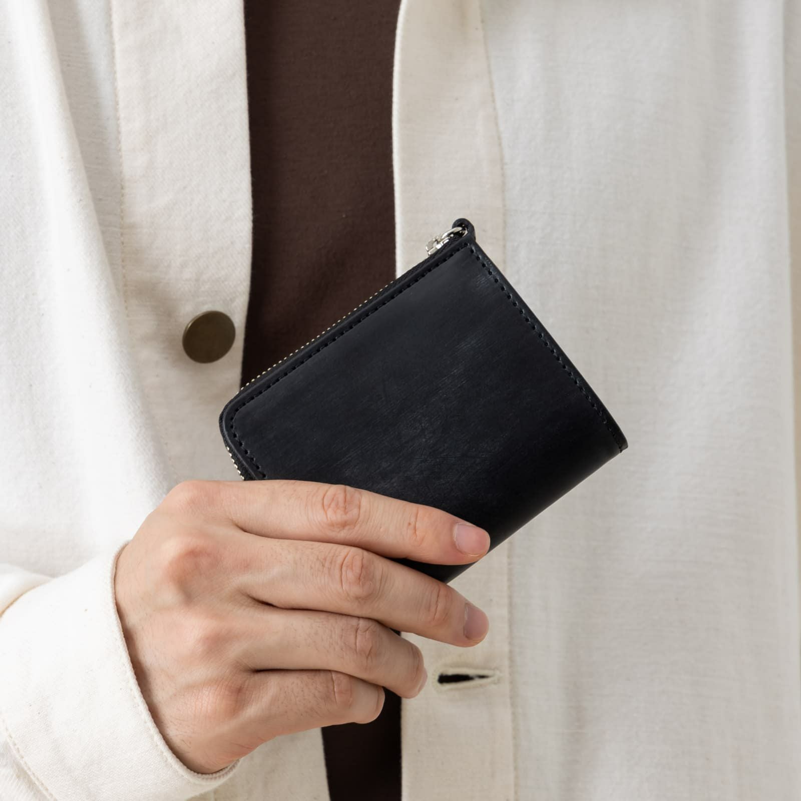 LZIP SHORT MINI WALLET 二つ折り財布 BRIDLE | Multiverse マルチバース
