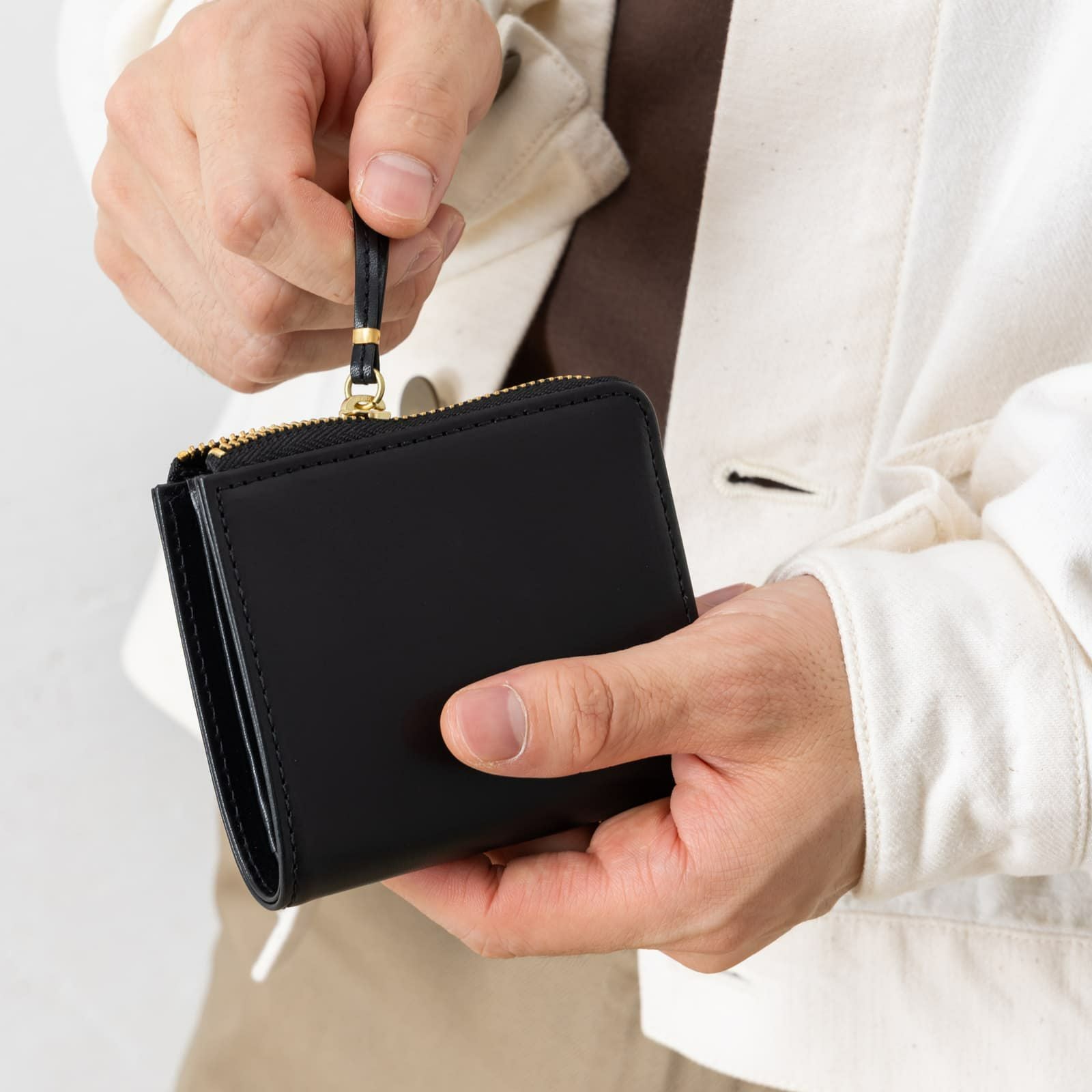 LZIP MINI WALLET 二つ折り財布 HERBIE | Multiverse マルチバース